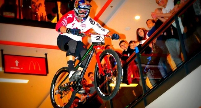 Procop vai ao Centro Comercial