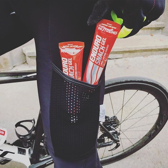 Géis & Barras Nutrend para Ciclismo