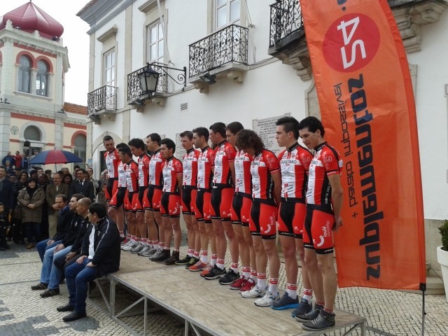 Equipa Profissional de Ciclismo Louletano-Dunas Douradas-Suplementos24
